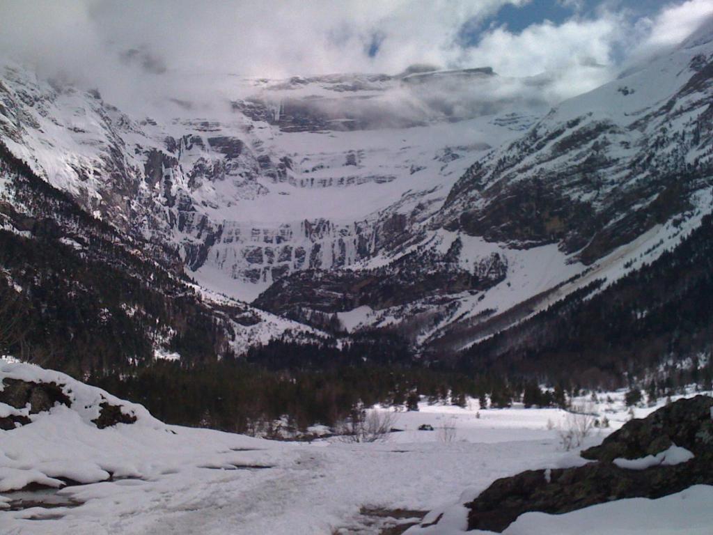 Arrieulat Auberge Des Pyrenees Argelès-Gazost Camera foto